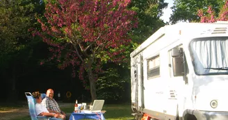 Camping le Pontet - aire de service camping-car