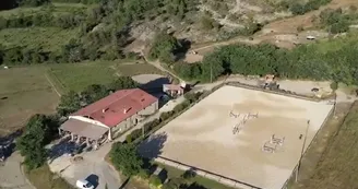 Cours et stages d'équitation - Centre équestre de Bonnemontesse Cours et stages d'équitation - Centre équestre de Bonnemontesse