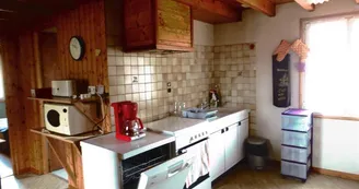 Chalet 6 personnes - La Cascade - Ferme du Saichy à proximité du Lac de Lispach Chalet 6 personnes - La Cascade - Ferme du Saichy à proximité du Lac de Lispach
