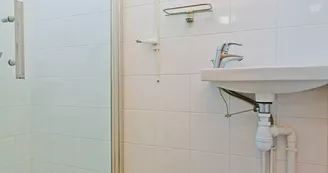 11 sanitaire gîte d'étape et de groupe de la métairie Saché