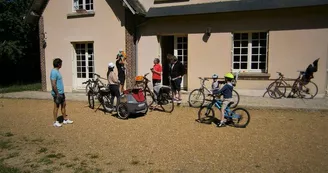 Groupe-à-vélo-Domaine-de-Boisvinet-au-Plessis-Dorin