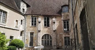Musée des Beaux-Arts Cour interieure
