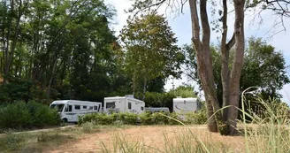 Aire d'accueil - Le relais des berges du Cher