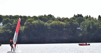 planche à voile BPA lac Eguzon