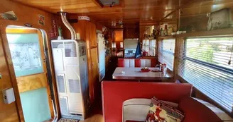 Caravane américaine Royal Spartanette Caravane américaine Royal Spartanette