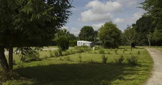 Ouzouer sur trézée-camping municipal de la Trézée-terrain
