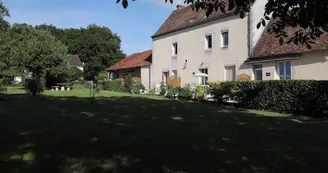 Ouzouer sur Trézée- gite du canal les fichus-Le gite au bord gitedepuisbasjardin
