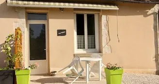Ouzouer sur Trézée-gite du canal les fichus-La terrasse