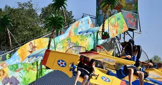 Family park - Manège - Sorigny