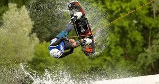 Téléski nautique de Fontaine-Simon