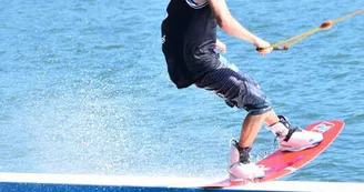 Téléski nautique de Fontaine-Simon