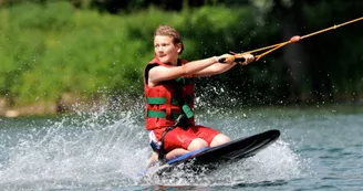 Téléski nautique de Fontaine-Simon