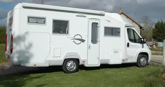 Aire de camping-cars