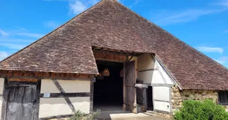 Grange pyramidale du Pays-Fort
