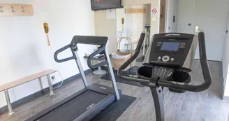 Salle fitness Hôtel Ibis Styles Chinon