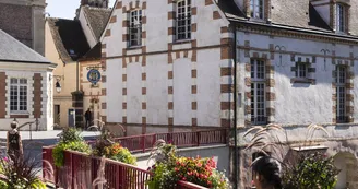 Balade au c_ur du centre ville de Dreux_87A8562