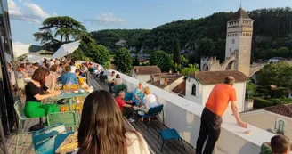 Auberge de Jeunesse Hi Cahors - Le CHAI Auberge de Jeunesse Hi Cahors - Le CHAI