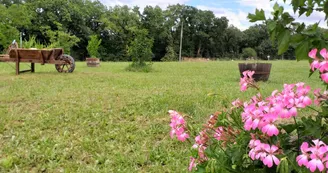 Aire pour Camping-Car à la Ferme Auberge d'Esparnol