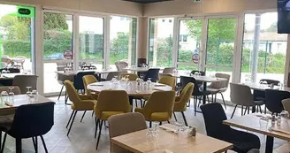 mauleon-restaurant-cafe-de-la-poste-salle mauleon-restaurant-cafe-de-la-poste-salle