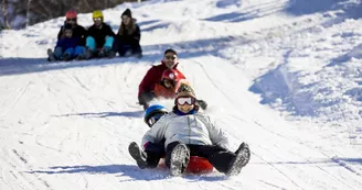 Luge en famille à l'Espace Somport Luge en famille à l'Espace Somport