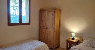 HLOAQU047V50JAKQ_chambre1.jpg