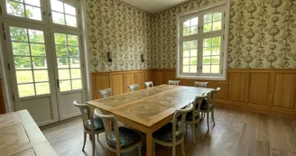 Château de Larraldia-salle de travail 40m²