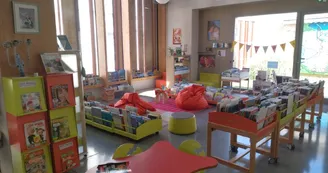 Espace jeunes - Médiathèque La Fabrik