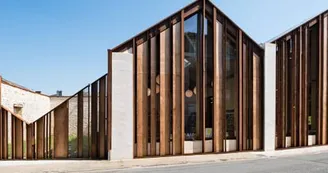 Extérieur médiathèque la Fabrik Sauzé-Vaussais
