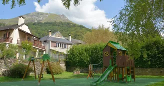Aire-de-pique-nique-Jeux-enfants Aire-de-pique-nique-Jeux-enfants