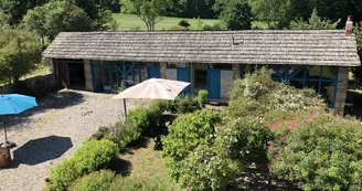 L'école Buissionnière Chambres et table d'hôtes la Celle dunoise