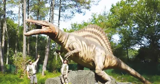 AZUR_Dinosaures_Parc