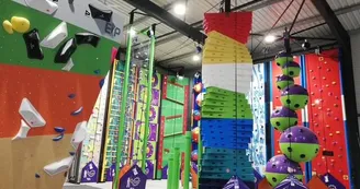 LES GRANDS CASTORS - murs escalades ludiques pistes et parcours défis