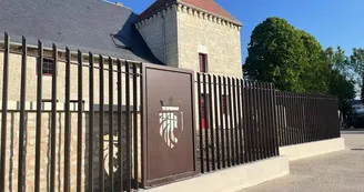 Chateau-de-Monts-sur-Guesnes-2022 - Accueil