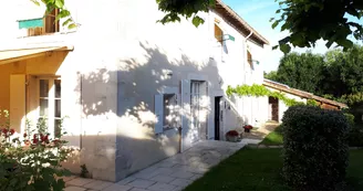 Les chambres d'hôtes du Canal à Arçais Les chambres d'hôtes du Canal à Arçais