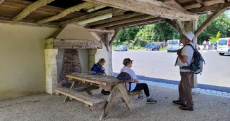 aire-de-pique-nique-vallereuil