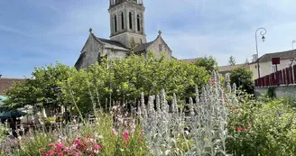 Périgord Inattendu - Village Fleuri Villetoureix