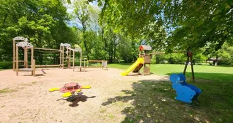 Busserolles - Jeux enfants