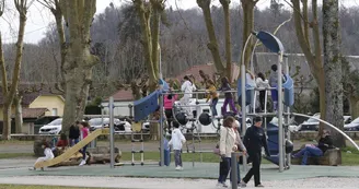 Aire du pradeau Gelos 01 - Pau Pyrénées Tourisme - PL