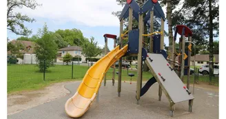Aire de jeux stade Philippon 02