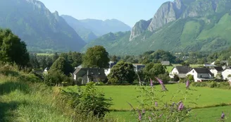Le village d'Osse en Aspe