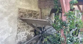 Roue à aubes du moulin