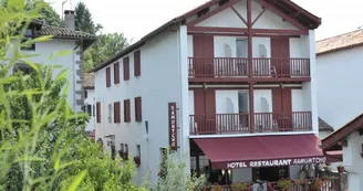 Hôtel restaurant Ramuntcho - Façade - St Jean Pied de Port