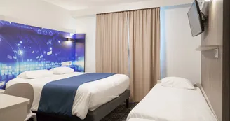 Kyriad Poitiers - Jules Verne*** - Chambre