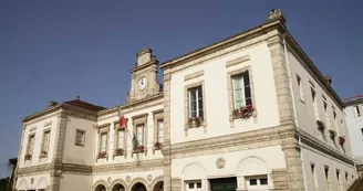 Mairie - Bastide de Montfort-en-Chalosse