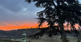 domaine-ecrin-lumiere-fontaine-campsegret-tourisme-vallee-isle domaine-ecrin-lumiere-fontaine-campsegret-tourisme-vallee-isle