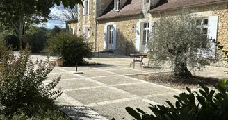 domaine-ecrin-lumiere-terrasse-campsegret-tourisme-vallee-isle domaine-ecrin-lumiere-terrasse-campsegret-tourisme-vallee-isle