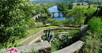 Canoes Limeuil--2- Canoes Limeuil--2-