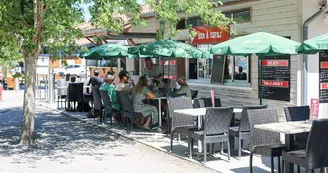 restaurant