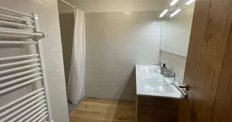 1000087210 1000087210
