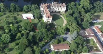 château de Neuvic vu du ciel
